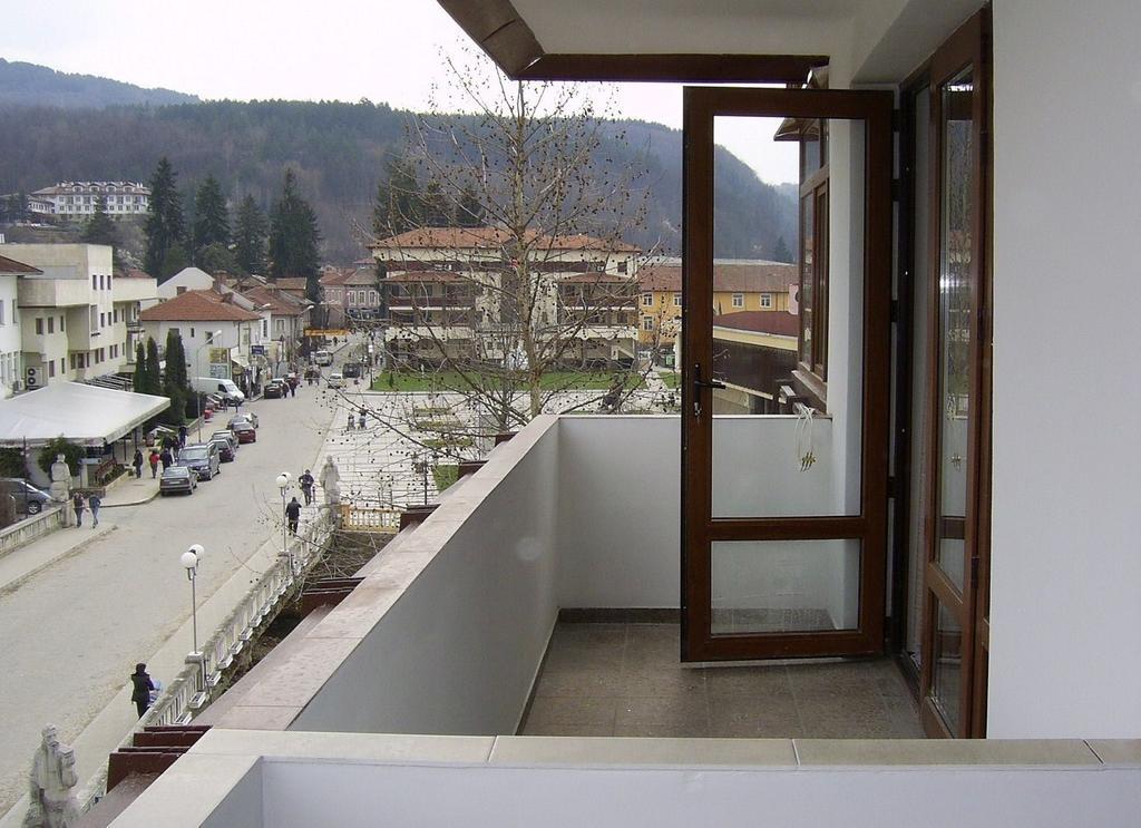 Apartment Planinski Rai Tryavna Bagian luar foto